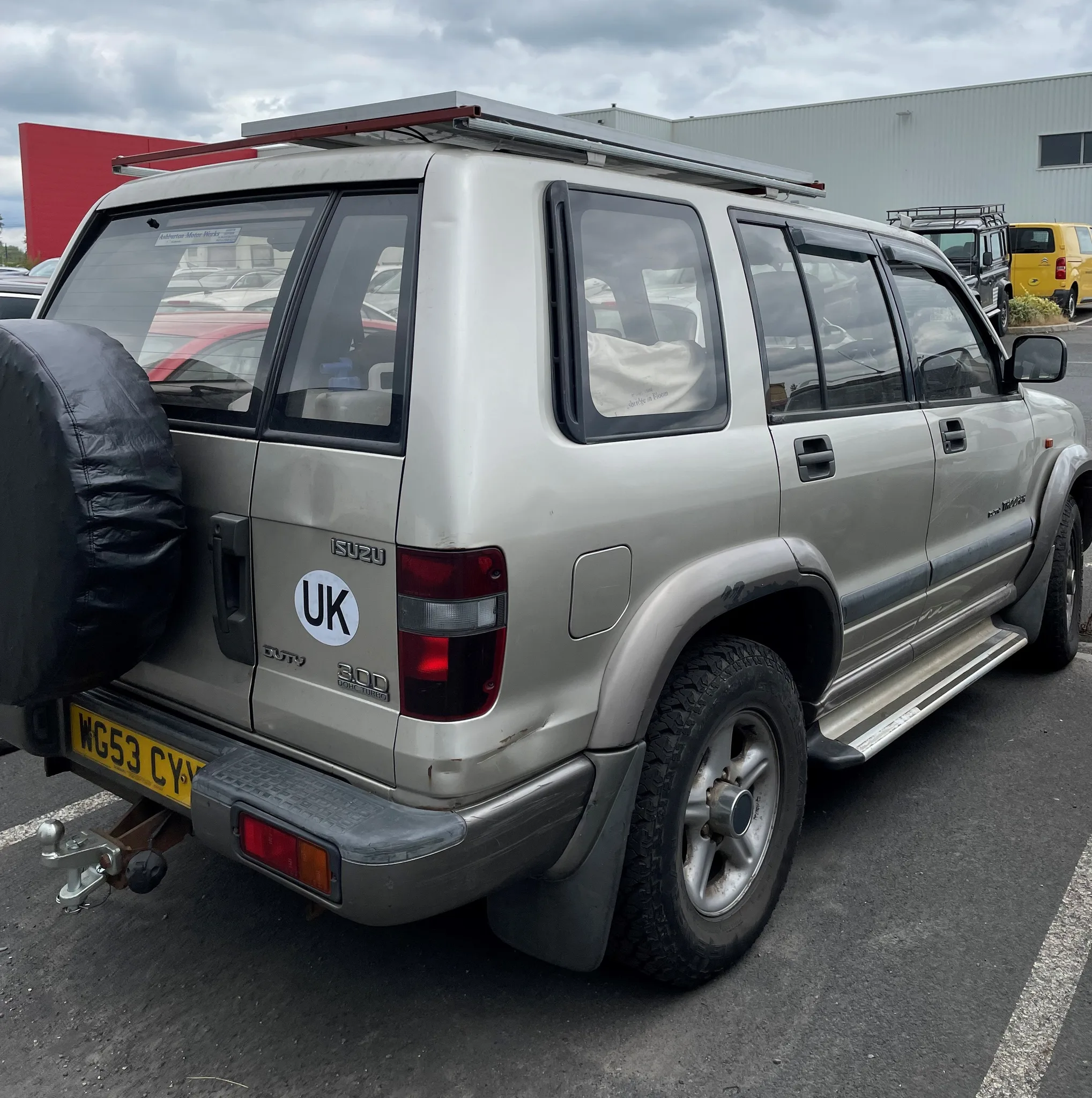 Isuzu Trooper Duty Dt Lwb WG53 CYY