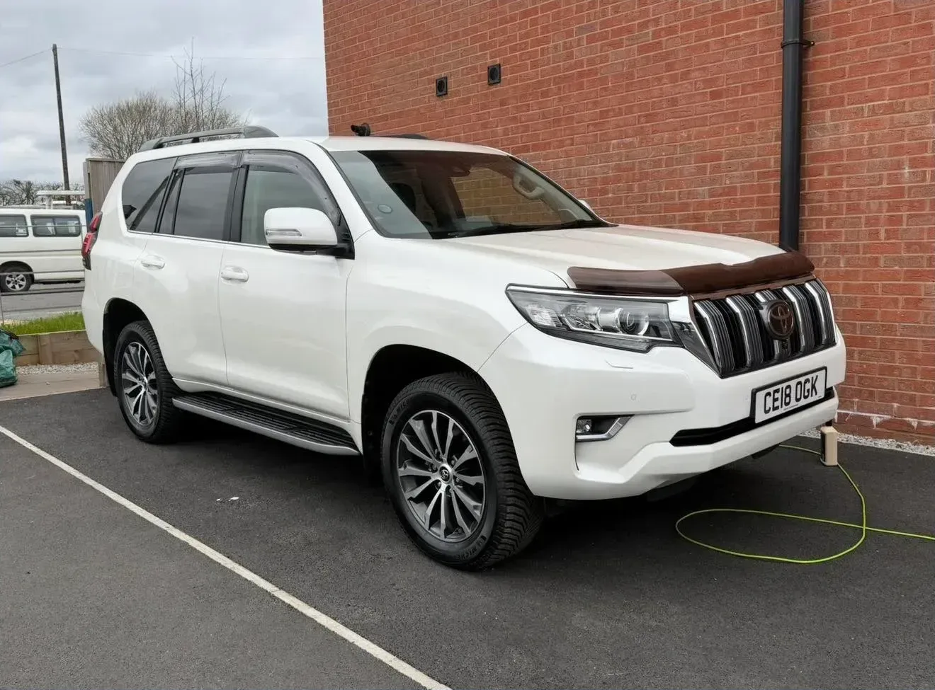 Toyota Land Cruiser CE18 OGK